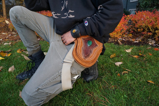 El Coyote Hip Belt | Black Leather | Labradorite