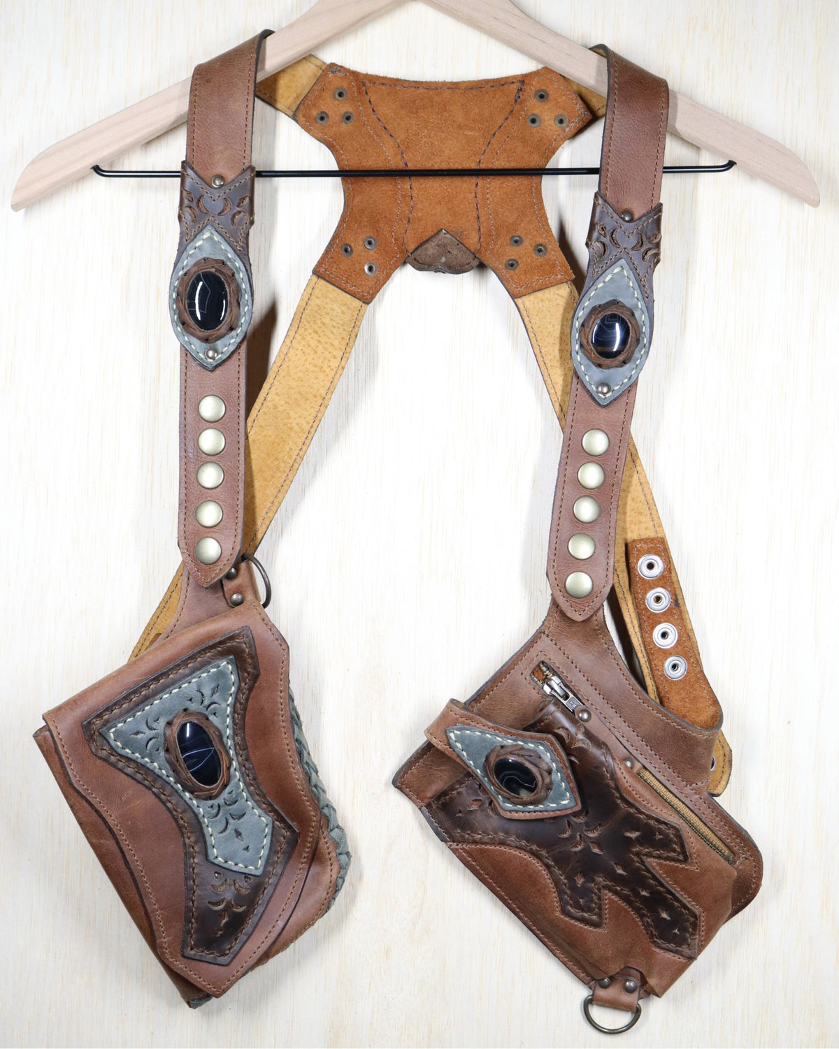 Women's Occidental Holster | Brown Leather | Black Agate