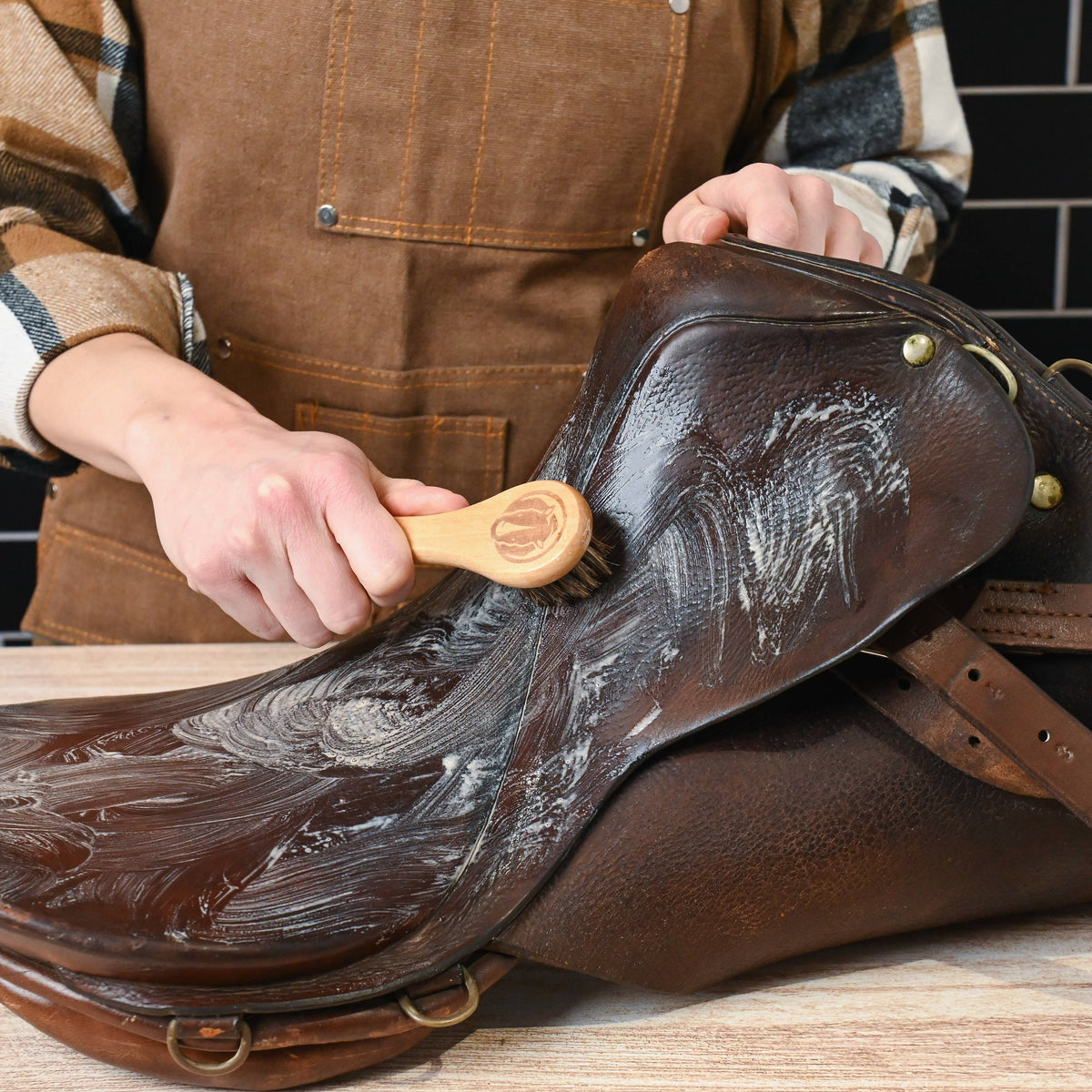 Rhino Wax Leather Maintenance Kit - 6 pieces