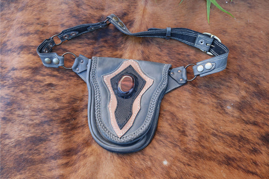 El Coyote Hip Belt | Green Leather | Tigers Eye