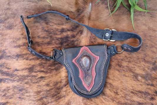 El Coyote Hip Belt | Black Leather | Labradorite