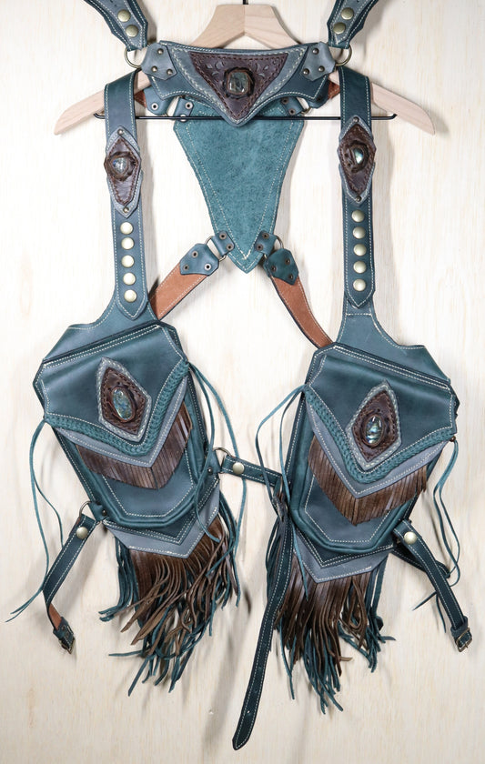 Men's El Viajero Holster | Blue Leather | Labradorite | With Fringe