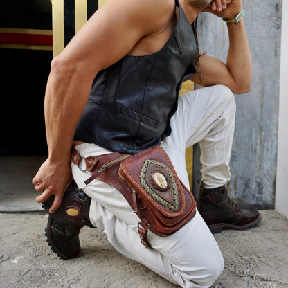 Aventurera Utility Belt | Black Leather | Malachite Stone