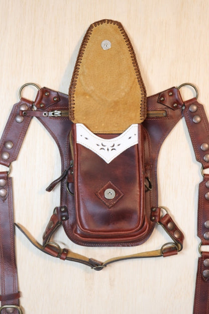 Aventurera Utility Belt | Brown Leather | Turquoise Stone