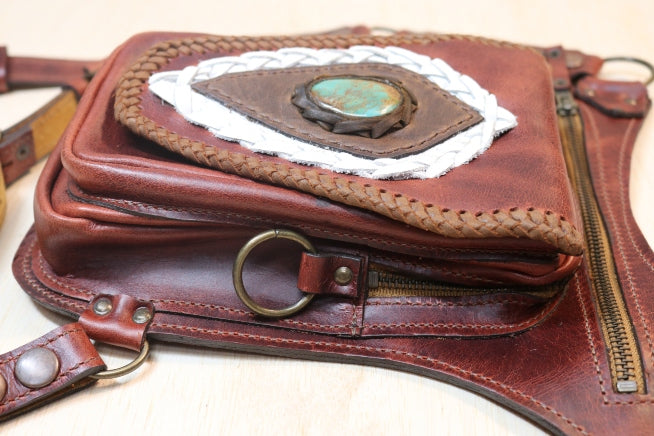 Aventurera Utility Belt | Brown Leather | Turquoise Stone