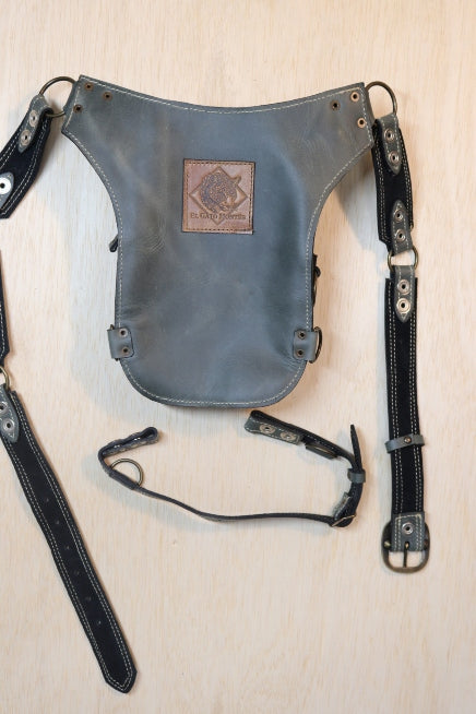 Aventurera Utility Belt | Gray Leather | Tigers Eye Stone