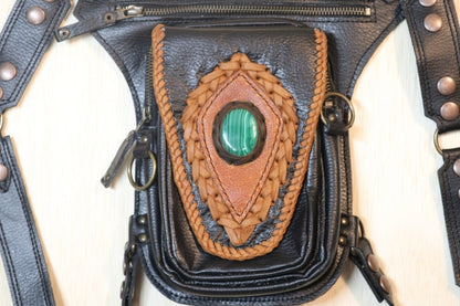 Aventurera Utility Belt | Black Leather | Malachite Stone