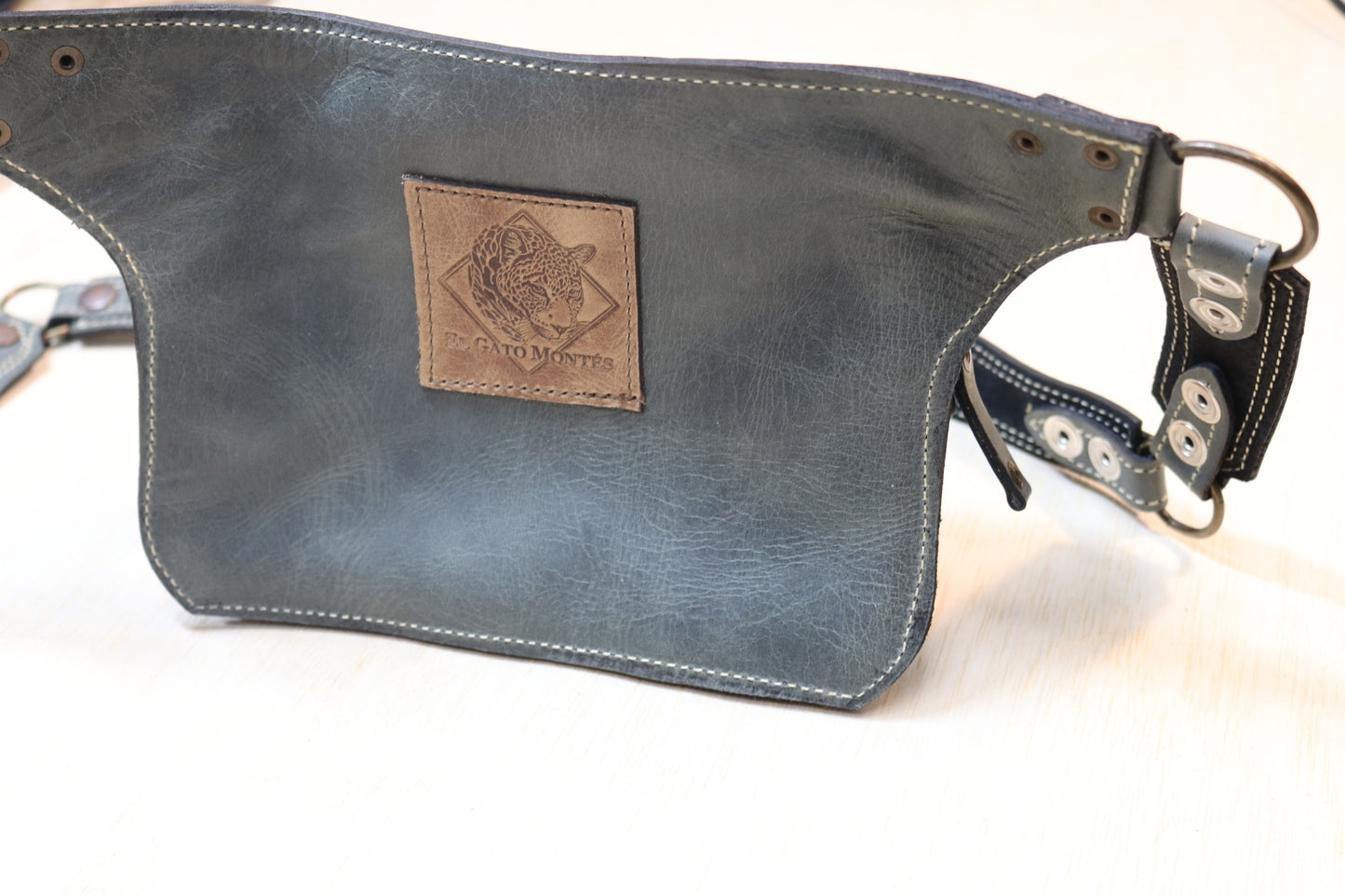 Sato Cross Body | Gray Leather | Tigers Eye Stone