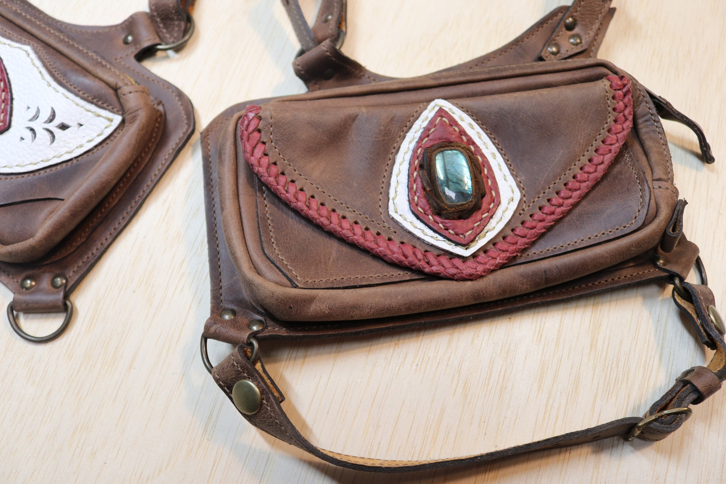 El Sureno Holster | Brown Leather | Labradorite