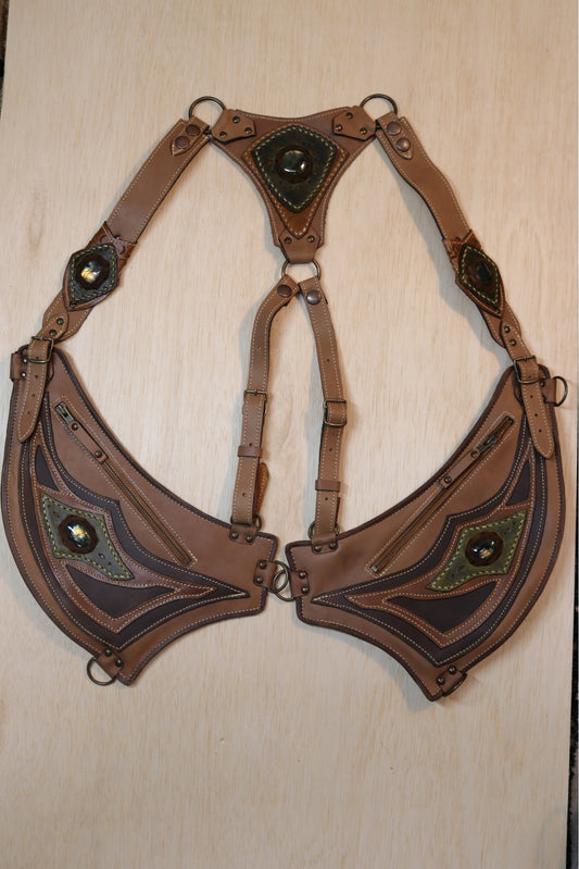 El Oriente Holster | Beige Leather | Labradorite