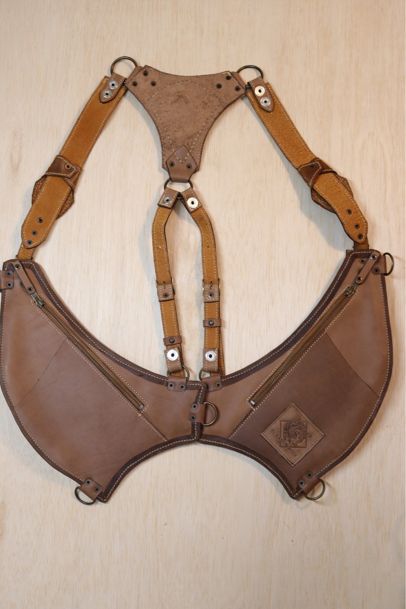 El Oriente Holster | Beige Leather | Labradorite