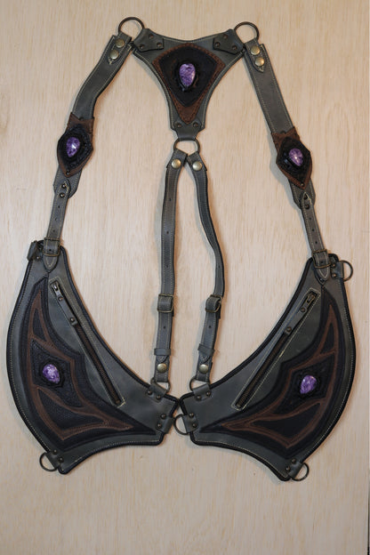 El Oriente Holster | Gray Leather | Charoite Stone