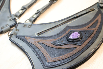 El Oriente Holster | Gray Leather | Charoite Stone